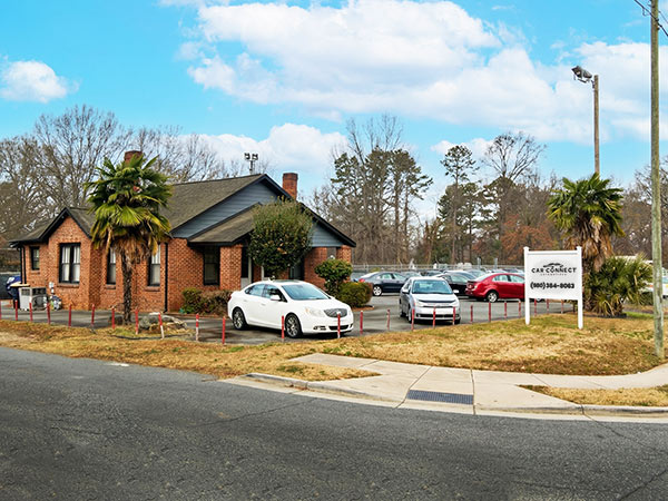 Car Connect Automotives lot in Charlotte